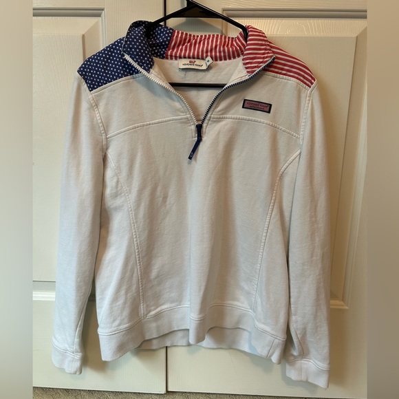 Vineyard Vines Pullover - Picture 1 of 4
